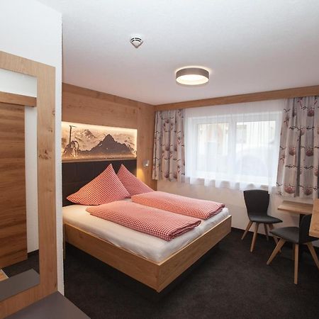 Haus Kuechelspitz Bed & Breakfast Ischgl Dış mekan fotoğraf