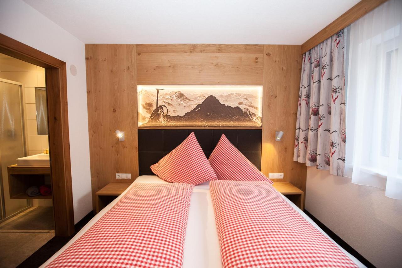 Haus Kuechelspitz Bed & Breakfast Ischgl Dış mekan fotoğraf